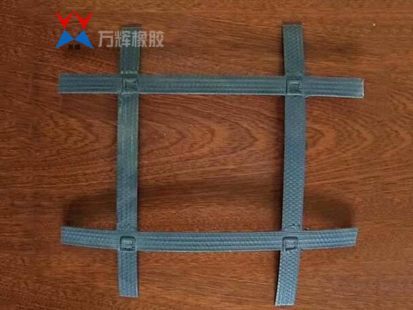 钢塑格栅