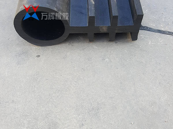 异型水封